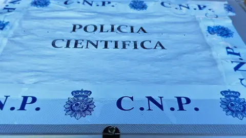 Polic&iacute;a Cient&iacute;fica