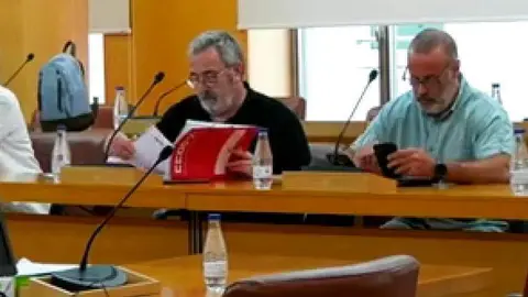 Un momento de la reuni&oacute;n de la Mesa celebrada hoy