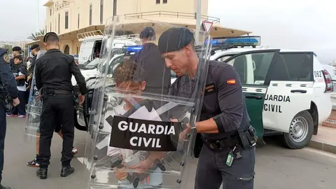 Jornada de puertas abiertas de la&nbsp; Guardia Civil en el Muelle Espa&ntilde;a