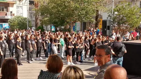 Clase magistral de flamenco en la Plaza de los Reyes