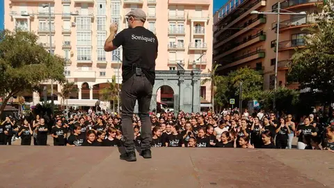 Clase magistral de flamenco en la Plaza de los Reyes 9