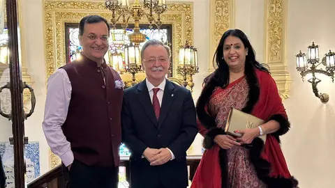 Embajador de la India en Ceuta: participa en el Aarti y se re&uacute;ne con el presidente Juan Vivas