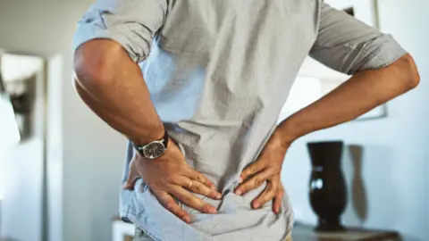 dolor espalda m&uacute;sculo esquel&eacute;tico