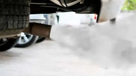 emisiones contaminaci&oacute;n