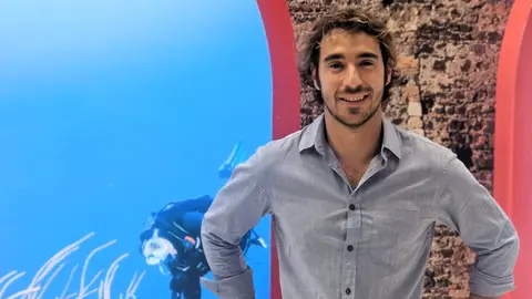 Rafael Fern&aacute;ndez Caballero,&nbsp;Bicampe&oacute;n del Mundo&nbsp;de Fotograf&iacute;a Submarina (L. Ortiz)