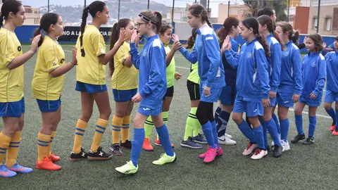 Liga Escolar Femenina de F&uacute;tbol en Ceuta