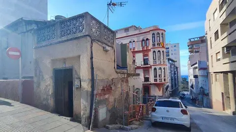  La casa afectada en la calle Fern&aacute;ndez. 