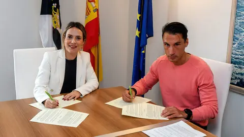 Momento de la firma del convenio (CEDIDA) OROZCO