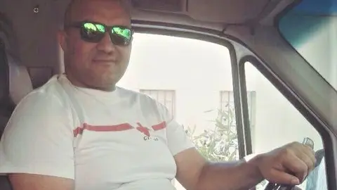 Fuad Mustafa trabajando con Cruz Roja Ceuta / Cedida