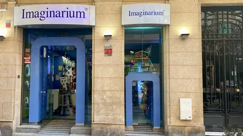Tienda de juguetes &laquo;Imaginarium&raquo; en la Calle Real / &Aacute;lvaro Malpartida