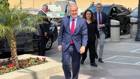 Visita Ministro de Pol&iacute;tica Territorial y Memoria Democr&aacute;tica, &Aacute;ngel V&iacute;ctor Torres