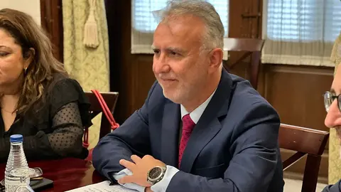 Visita Ministro de Pol&iacute;tica Territorial y Memoria Democr&aacute;tica, &Aacute;ngel V&iacute;ctor Torres