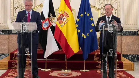 Visita Ministro de Pol&iacute;tica Territorial y Memoria Democr&aacute;tica, &Aacute;ngel V&iacute;ctor Torres