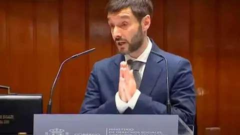 El ministro Pablo Bustinduy