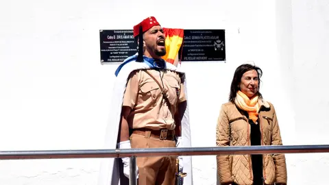 El emotivo homenaje de Regulares al cabo Palacios, con la presencia de la ministra de Defensa Margarita Robles