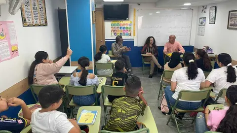 charla de el &aacute;ngulo en al idrissi