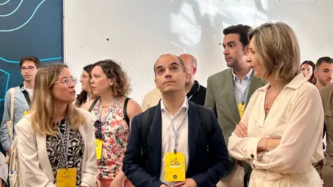 In&eacute;s Mar&iacute;n (AJE), Antonio del Moral (AJE) y Arancha Campos (CECE) / M.Zapico