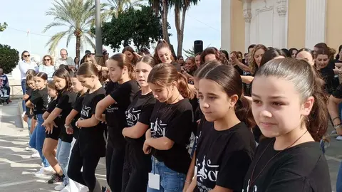 Participantes en una de las actividades programadas durante la pasada edici&oacute;n del Encuentro Coreogr&aacute;fico (C.A./ARCHIVO)