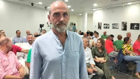 El coronel Alberto Ayora, hoy en la biblioteca &laquo;Adolfo Su&aacute;rez&raquo;  (C.A.)