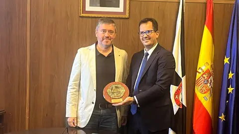 Juan Manuel Doncel junto a Rodr&iacute;guez Prieto (APC)