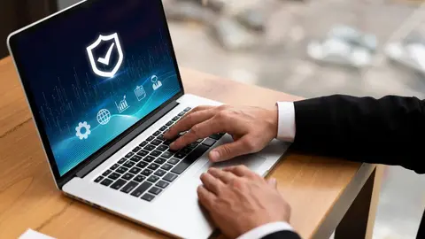  Top 3 perfiles digitales m&aacute;s demandados por las empresas en este 2024 