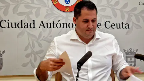  El portavoz del Gobierno, Alejandro Ram&iacute;rez, durante su comparecencia de este martes / Laura Ortiz 