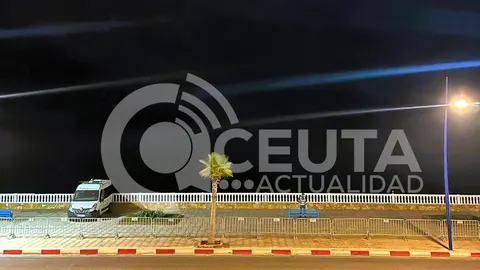 El paseo mar&iacute;timo de Castillejos, acordonado (C.A.)