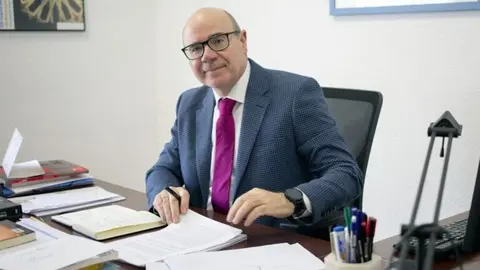 El rector de la Universidad de Granada, Pedro Mercado