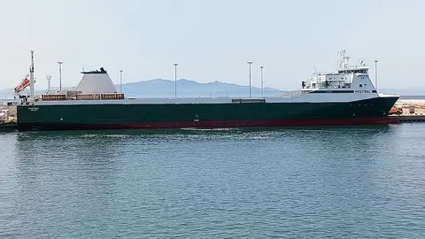  El buque Mistral. 