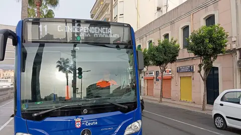L&Iacute;NEA 11 AUTOB&Uacute;S
