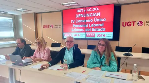 Esther Abajo Vera y Carlos &Aacute;lvarez, responsables de Administraci&oacute;n General del Estado de FSC-CCOO y UGT Servicios P&uacute;blicos