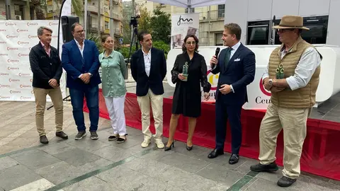  Oasis y La Barraca han sido reconocidos por la C&aacute;mara de Comercio por su trayectoria. 