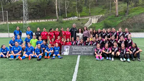 Delegaci&oacute;n y Federaci&oacute;n de F&uacute;tbol unen fuerzas contra la violencia