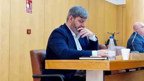  Mohamed Mustafa, portavoz de Ceuta Ya! durante la sesi&oacute;n plenaria de este mi&eacute;rcoles 