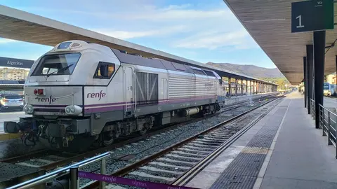 Estaci&oacute;n de ferrocarril de Algeciras tren