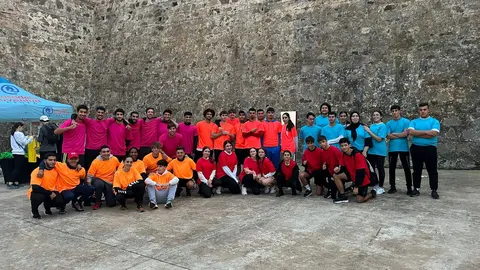 Varios grupos participantes en la Yincana Joven navide&ntilde;a / E.A.