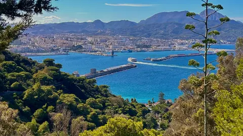 Ceuta, puerto, bocana / E. Arteaga