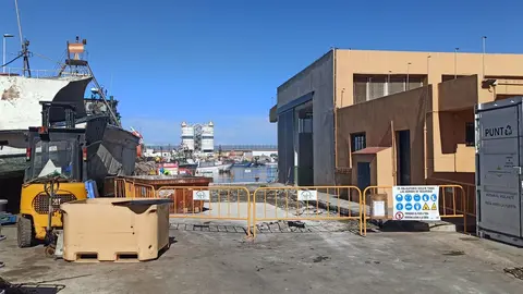 obras de rehabilitaci&oacute;n de la lonja pesquera y el muelle de carga