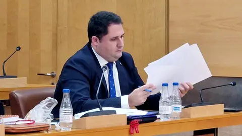  El consejero de Fomento, Alejandro Ram&iacute;rez, durante su intervenci&oacute;n plenaria 
