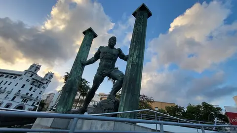 H&eacute;rcules nubes cielo