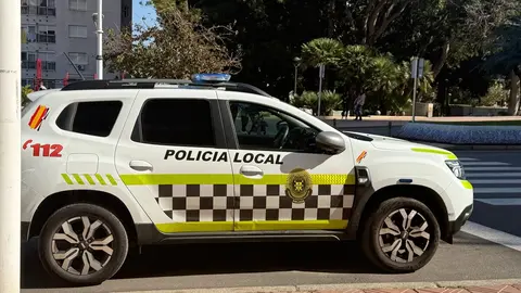 Veh&iacute;culo polic&iacute;a local / M.Zapico