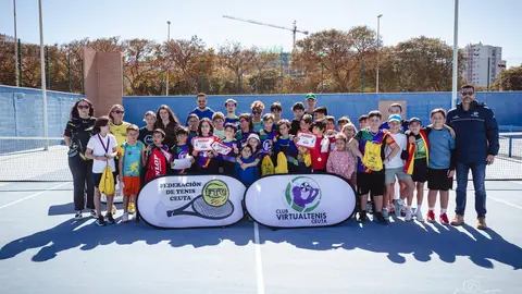 Tenis