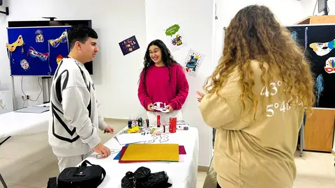 Taller Carnaval Casa de la Juventud / E.A.