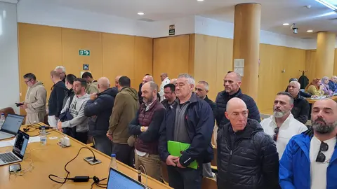 Agentes de la Polic&iacute;a Local&nbsp;protestan por condiciones laborales ante el Pleno de la Asamblea de Ceuta