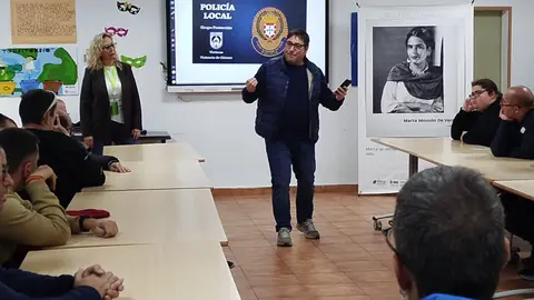 Plena Inclusi&oacute;n Ceuta y la Polic&iacute;a Local se unen en la lucha contra la violencia de g&eacute;nero