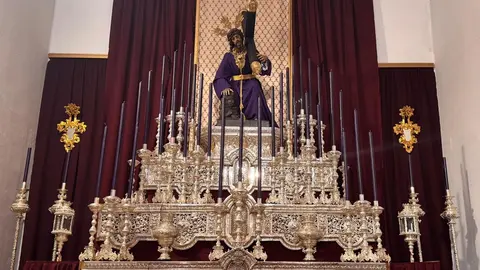 Altar de Cultos para el Solemne Triduo Cuaresmal en honor a Nto. Padre Jes&uacute;s Ca&iacute;do, Hdad. Amargura / E.A.