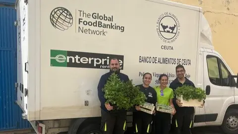 Programa T&aacute;ndem dona al Banco de Alimentos / Cedida