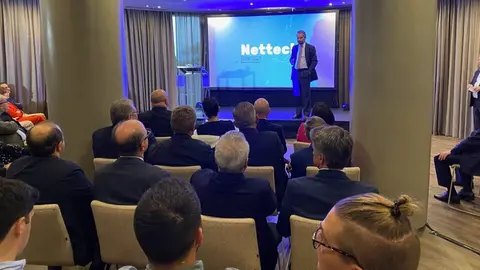  Felipe Masa durante su intervenci&oacute;n en Nettech de la C&aacute;mara este jueves en M&aacute;laga. 