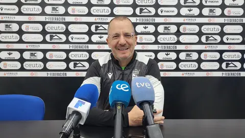 JJ Romero en la rueda de prensa de este viernes / (C.A)