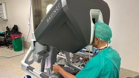 Da Vinci HUCE cirug&iacute;a quir&oacute;fano